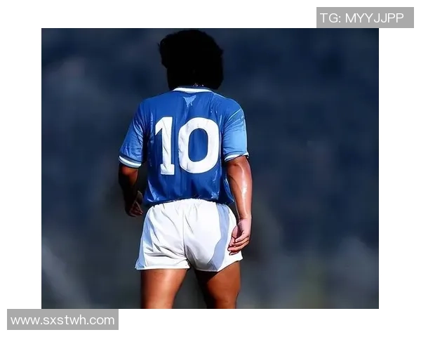 全球足球星10号球衣背后的传奇人物与故事解析