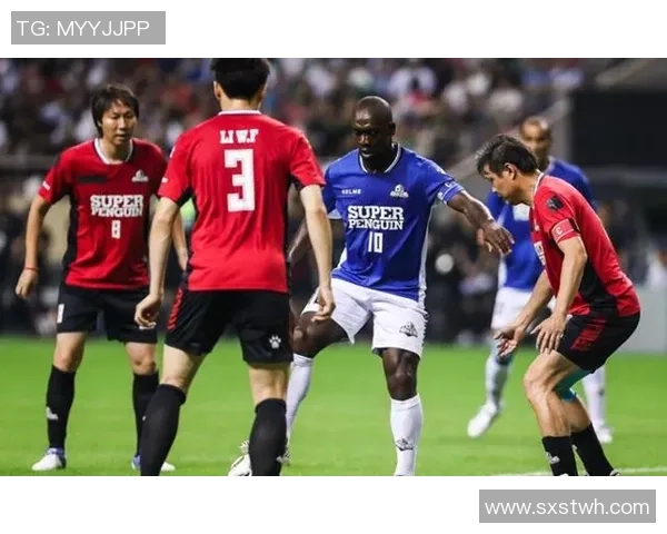 足球初恋一号球星是谁 一代传奇人物的崛起与辉煌之路